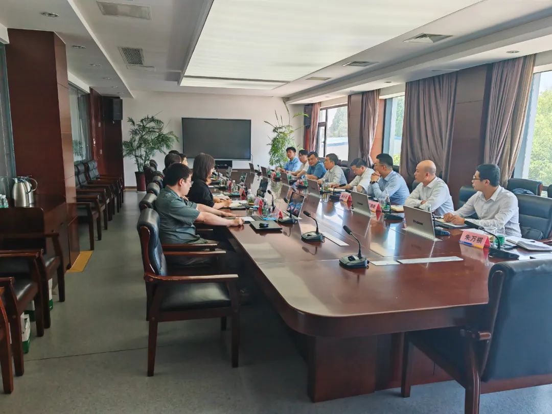 ����ϣ������������õ����칤����